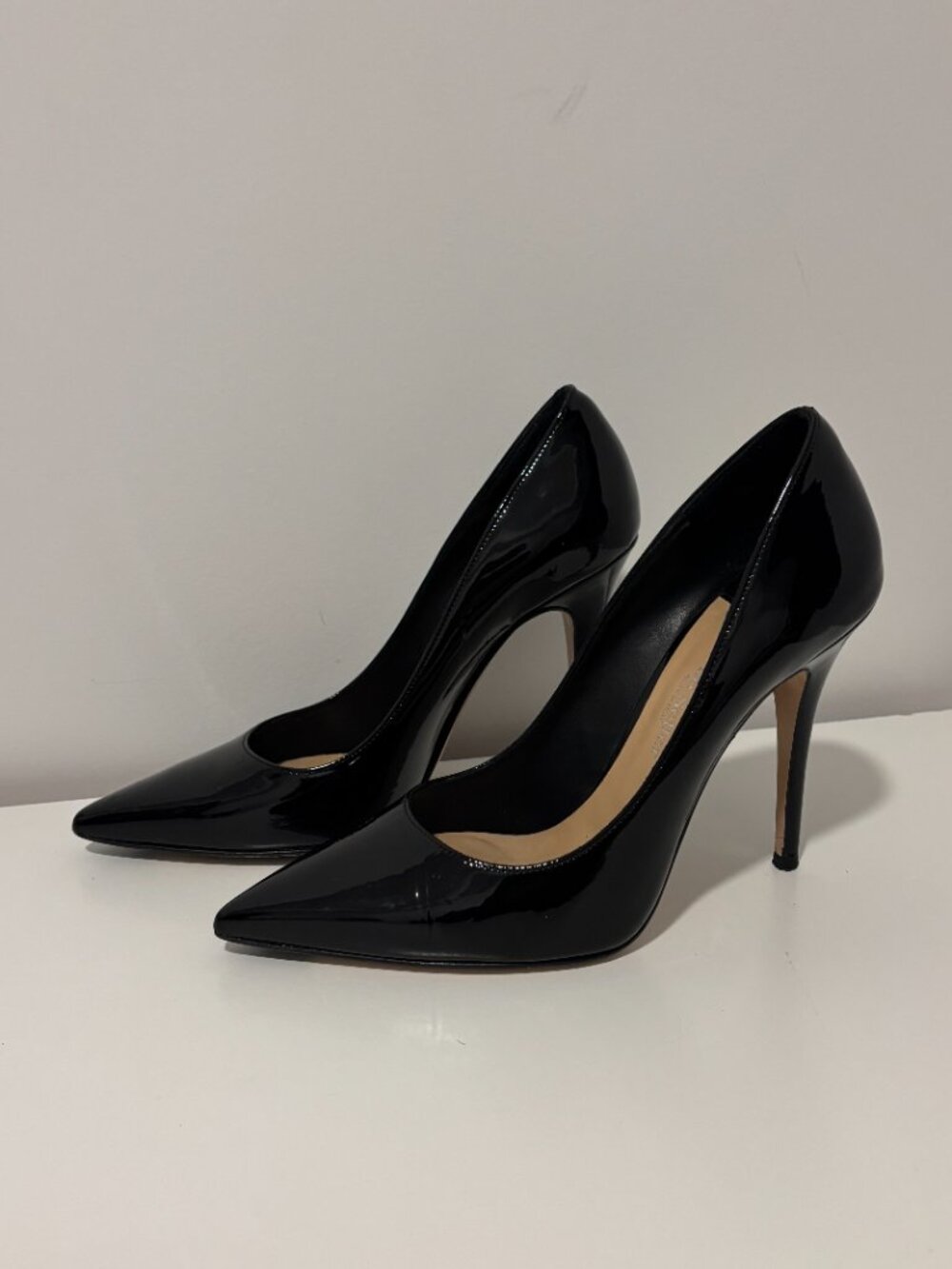 The Seller Black Patent Leather Pointed Toe Pumps Size 39 EU - Made in Italy